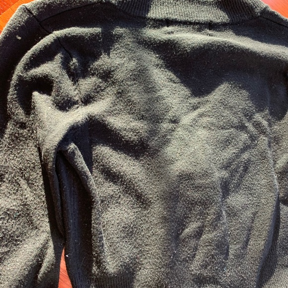 Urban Behavior Sweater - Picture 6 of 6